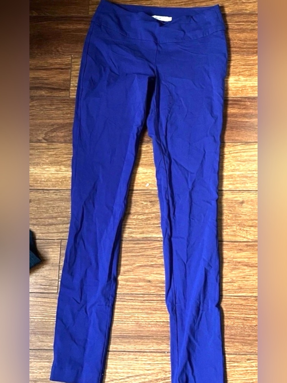Ricki’s blue stretchy pull on skinny leg pants size small